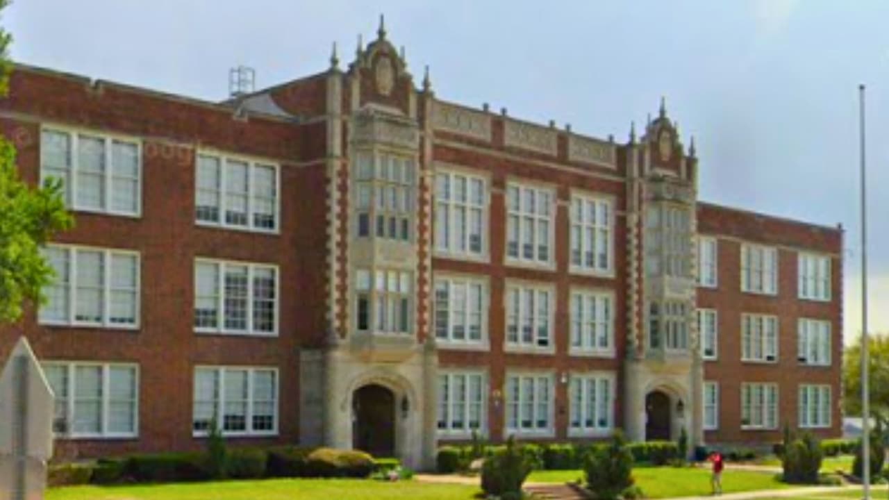 Estudiante herido con objeto afilado en altercado en Woodrow Wilson High School en Dallas