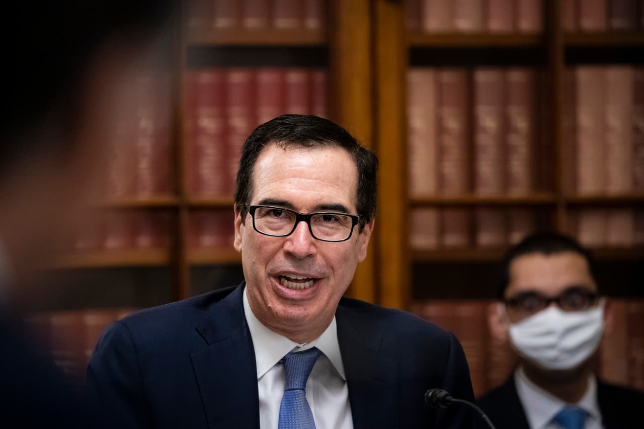 El secretario del Tesoro, Steven Mnuchin, en una audiencia del Comité de Pequeños Negocios y Emprendimiento del Senado.