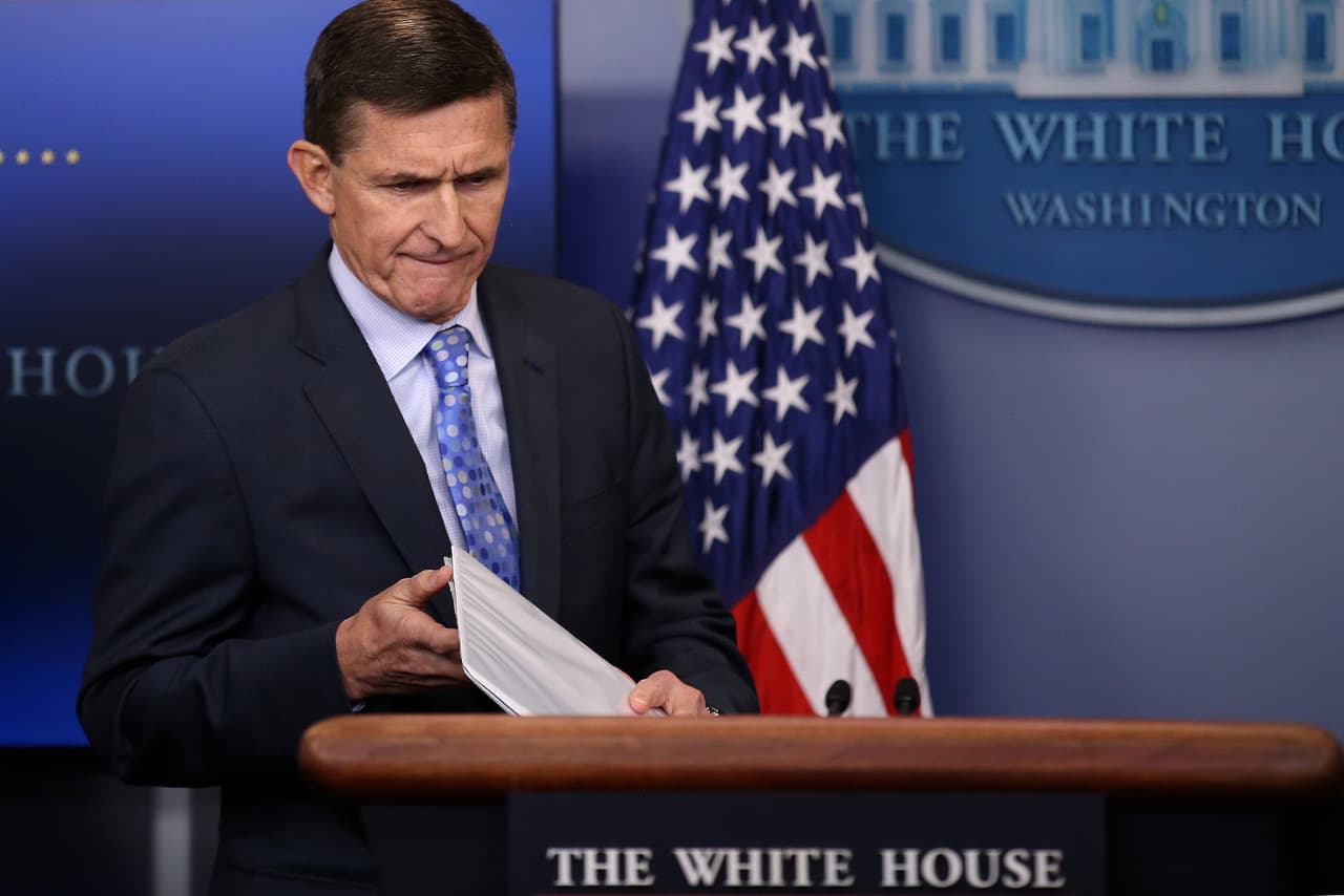 Comité del Senado ordena a Flynn entregar documentos relacionados con la investigación del 'Rusiagate'