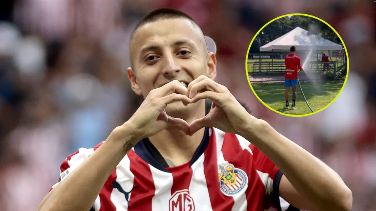 'Piojo' Alvarado hace nueva broma en Chivas tras 'perder' el Balón de Oro