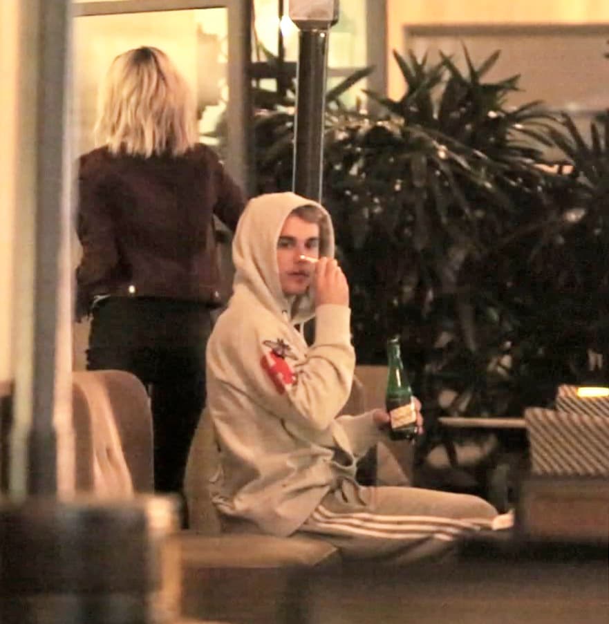 Poco después Selena Gómez cogió sus cosas y se fue.