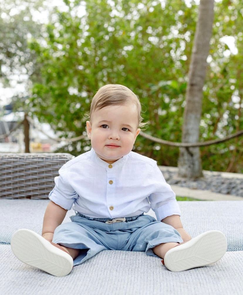 A la par del crecimiento físico, los seguidores de Ford también lo han visto desarrollar una personalidad abierta que ha conmovido gracias al carisma que le heredó a su madre.