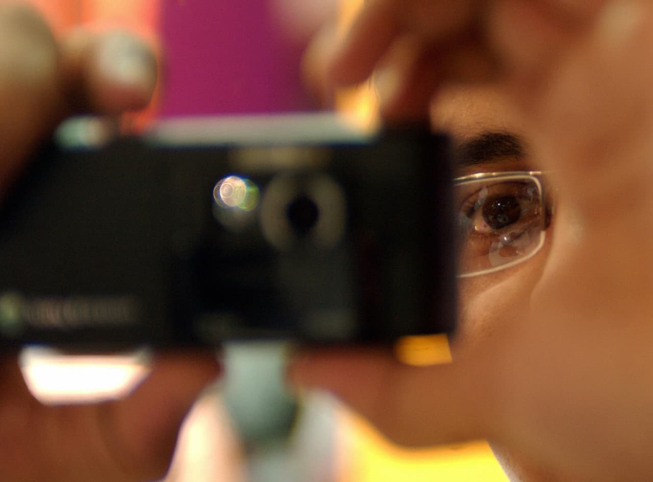 Investigan un video sexual en el que aparecen adolescentes de Riverside