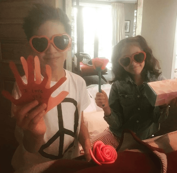 Jennifer Lopez se convirtió en mamá el 22 de febrero de 2008 con la llegada de sus mellizos. Aunque JLo y Marc se separaron en 2014.