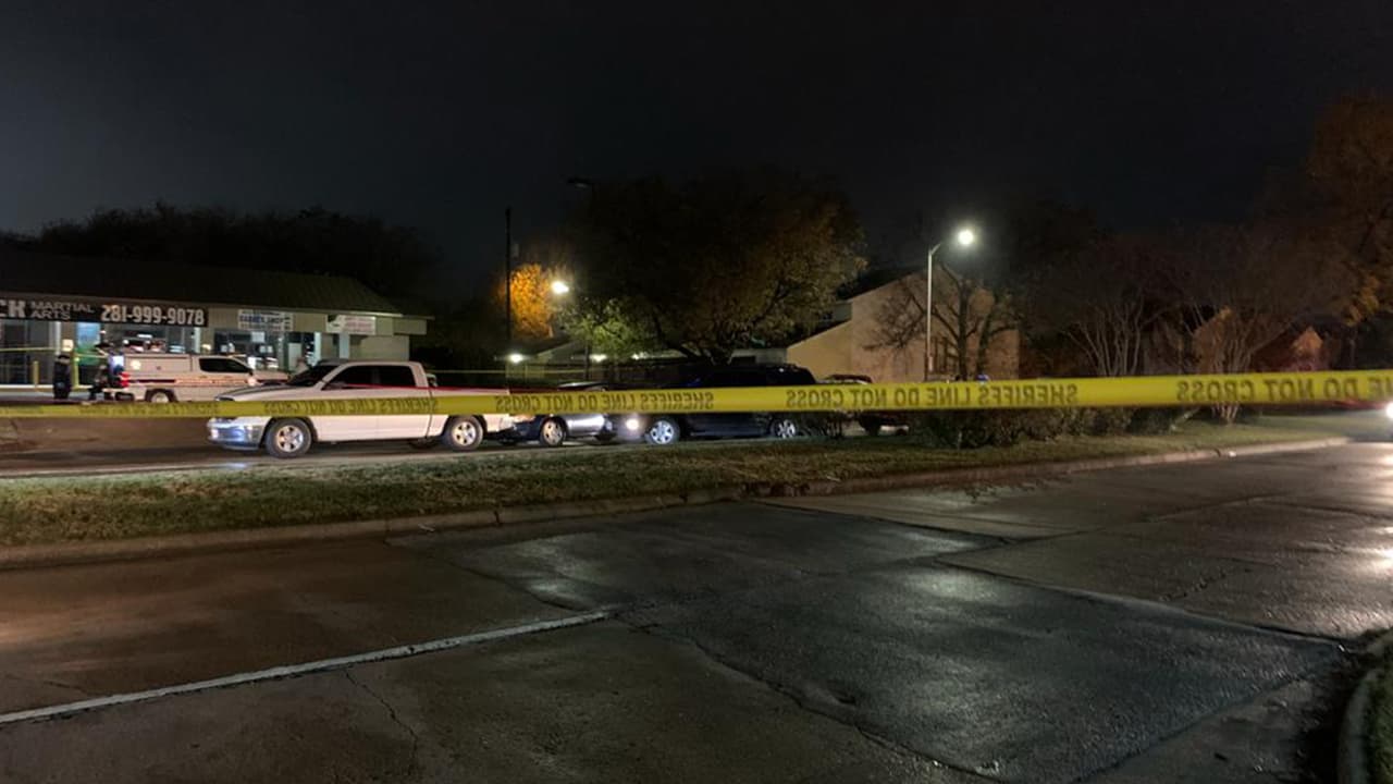 La investigación continúa.