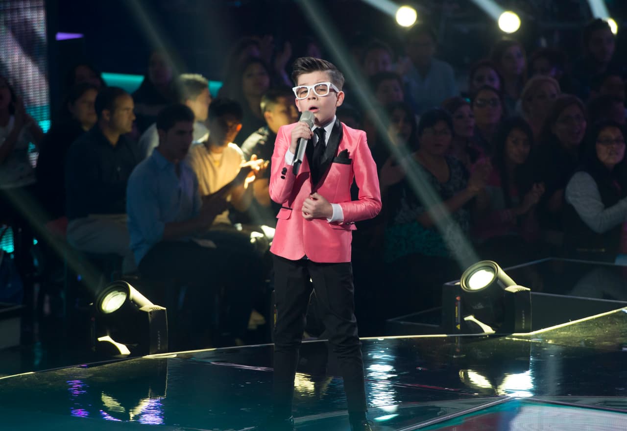 Los Moro, Cervantes, García y Barraza llegaron a la semifinal, en la cual hubo tremenda pelea entre Cristian y Noel, debido a una decisión del capitán, que le costó la eliminación de su equipo. Disfruta foto a foto todo lo que pasó en el show.