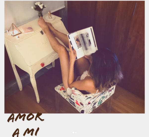 Estas imágenes han sumado miles de 'likes' por parte de sus fans, quienes han quedados sorprendidos al conocer este rostro de 
<b><a href="http://www.univision.com/programas/novelas/paulina-goto-y-horacio-pancheri-comprometidos">Paulina</a></b>.