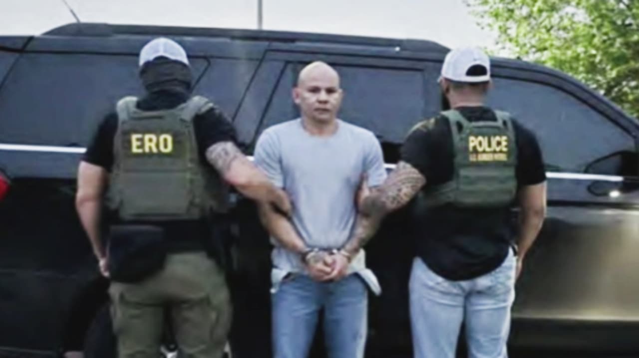 Agentes fronterizos arrestan en Houston a hispano miembro de la pandilla carcelaria Partido Revolucionario Mexicano