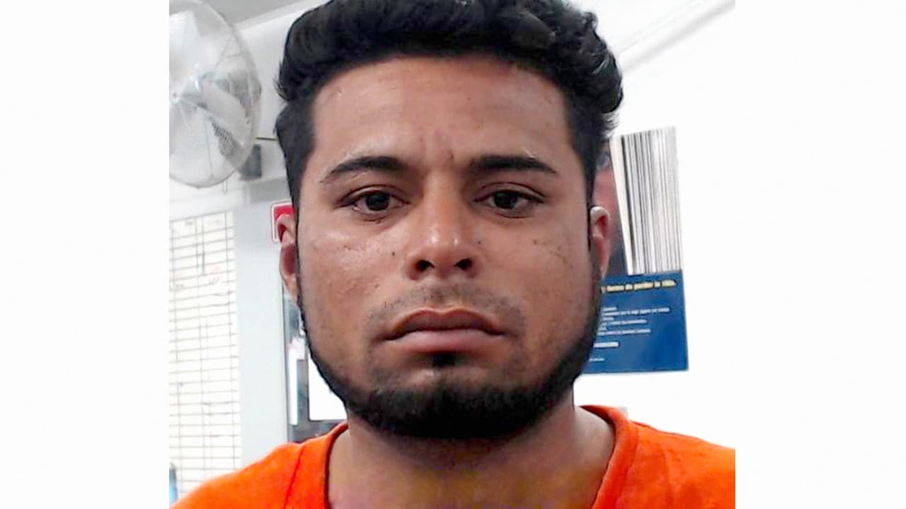 Arrestan en Arizona a inmigrante que dijo ser parte de la caravana tras atacar a agentes fronterizos