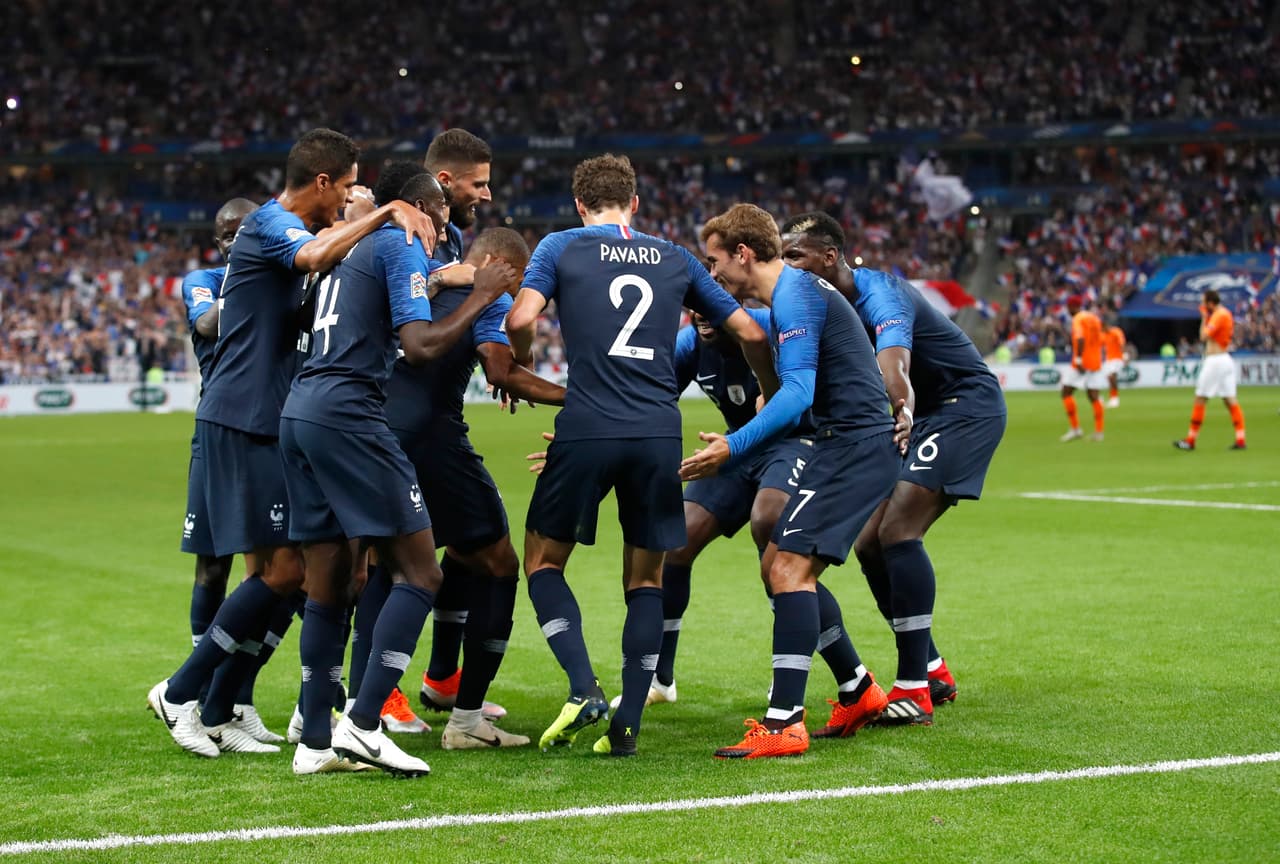 Los franceses volvieron a celebrar al minuto 30 del segundo tiempo con tanto de Olivier Giroud para el 2-1.