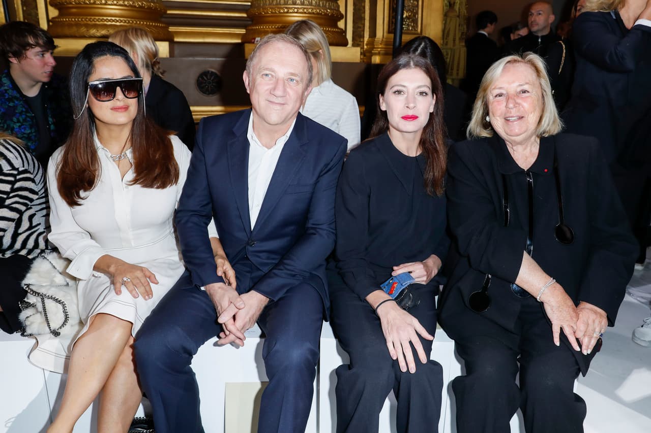 "Lo importante es que ella está bien. Sé que es terrible pero gracias a Dios ella está bien, gracias a Dios. Es lo único que puedo decir porque pudo ser peor", dijo a los reporteros.