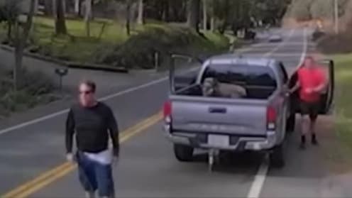 Arrestan a dos hombres por presunto crimen de odio contra un jardinero