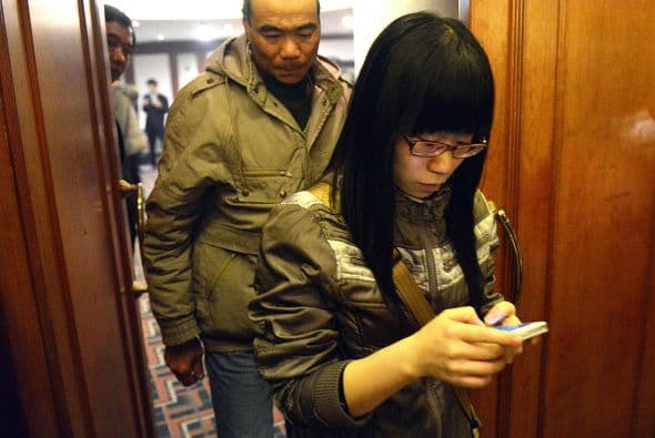 Los familiares de los pasajeros del Boeing 777-200 de Malaysia Airlines están desesperados.