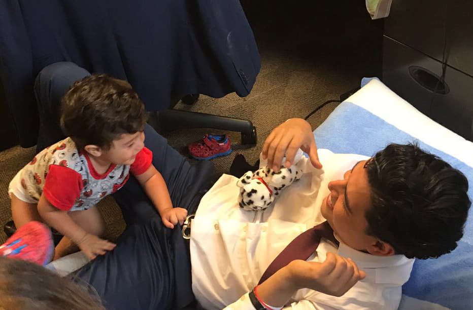 Sus risitas se escuchaban por todos los rincones.