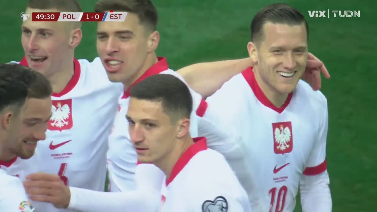 ¡Cabezazo y gol! Polonia anota y aumenta la ventaja sobre Estonia