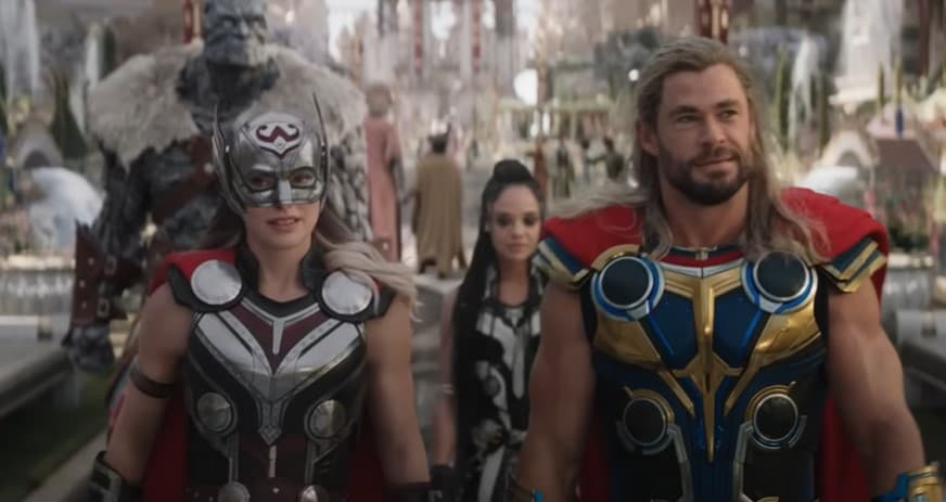 <b>Thor y Jane Foster</b>
<br>Es una de las parejas más aclamadas del 2022, pues protagonizarán la nueva película del Dios del Trueno ‘Thor: Love and Thunder’. Desde que se conocieron, ha habido una química indudable entre ellos, pero también han tenido muchos obstáculos para estar juntos. ¿Será que por fin serán felices en ‘Thor 4’?
<br>