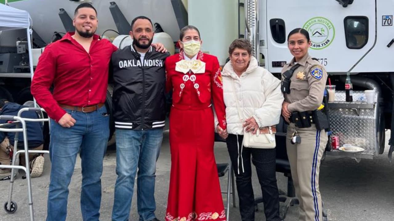 El evento se realizó de 1 a 4 pm el 8501 de San Leandro Street, en Oakland. Participaron más de 15 clubes de carros y camionetas, quienes realizaron diversas actividades como rifas y ofrecieron una amplia variedad de comida para la comunidad.