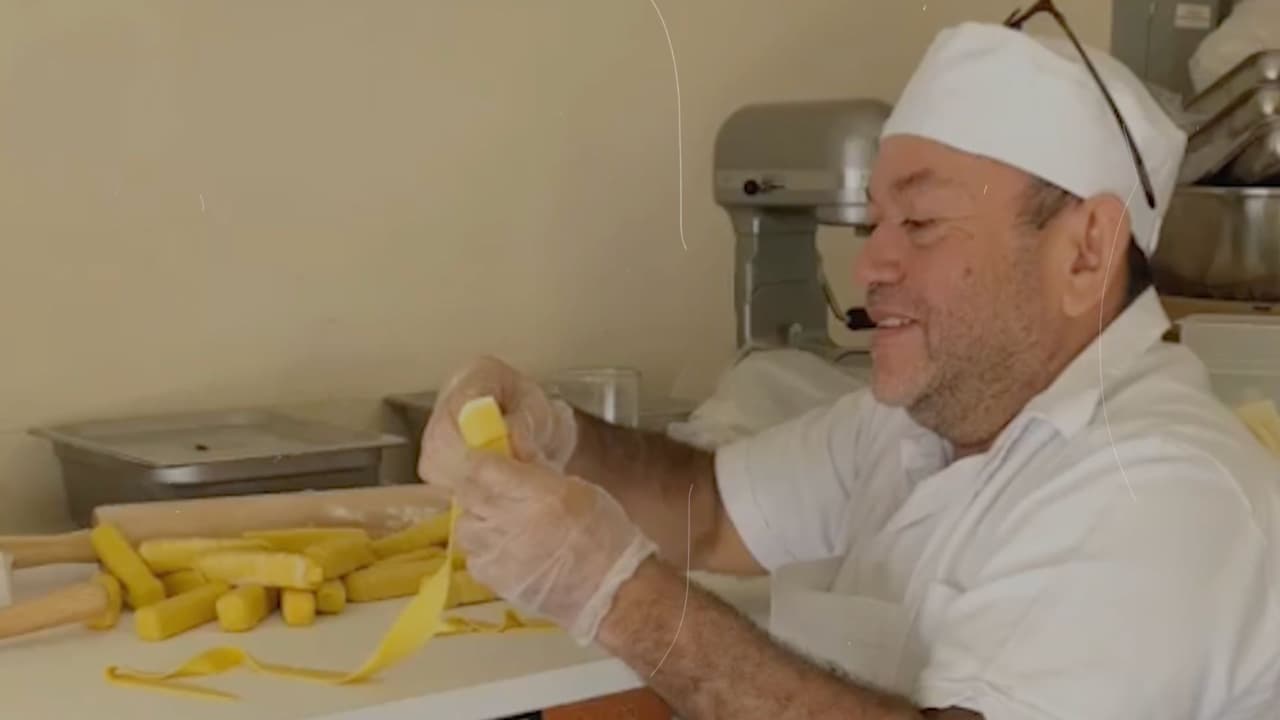En Atlanta, un emprendedor hace a venezolanos llorar con pastelitos y el sabor a casa