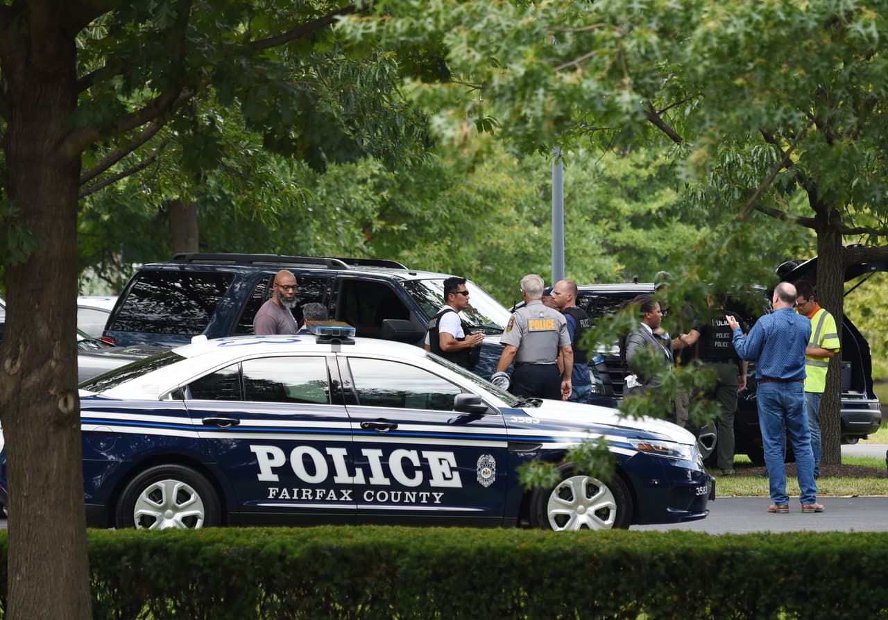 Murió una mujer tras ser llevada herida a un hospital en Fairfax: no se sabe quién la baleó ni dónde