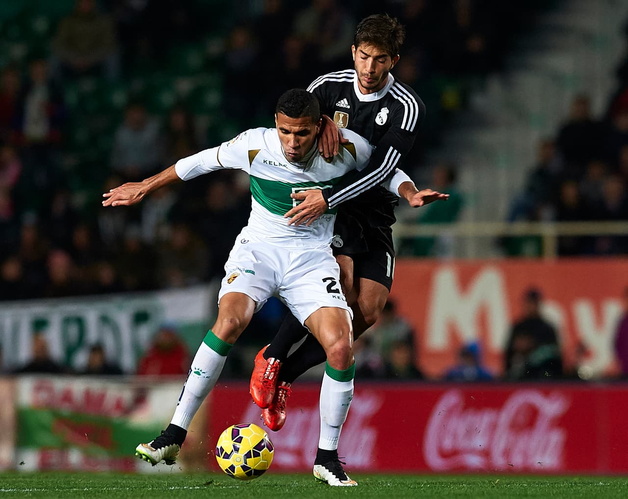 El brasileño costó 13 millones de euros y disputó sólo 8 partidos como merengue antes de irse cedido al Marsella.