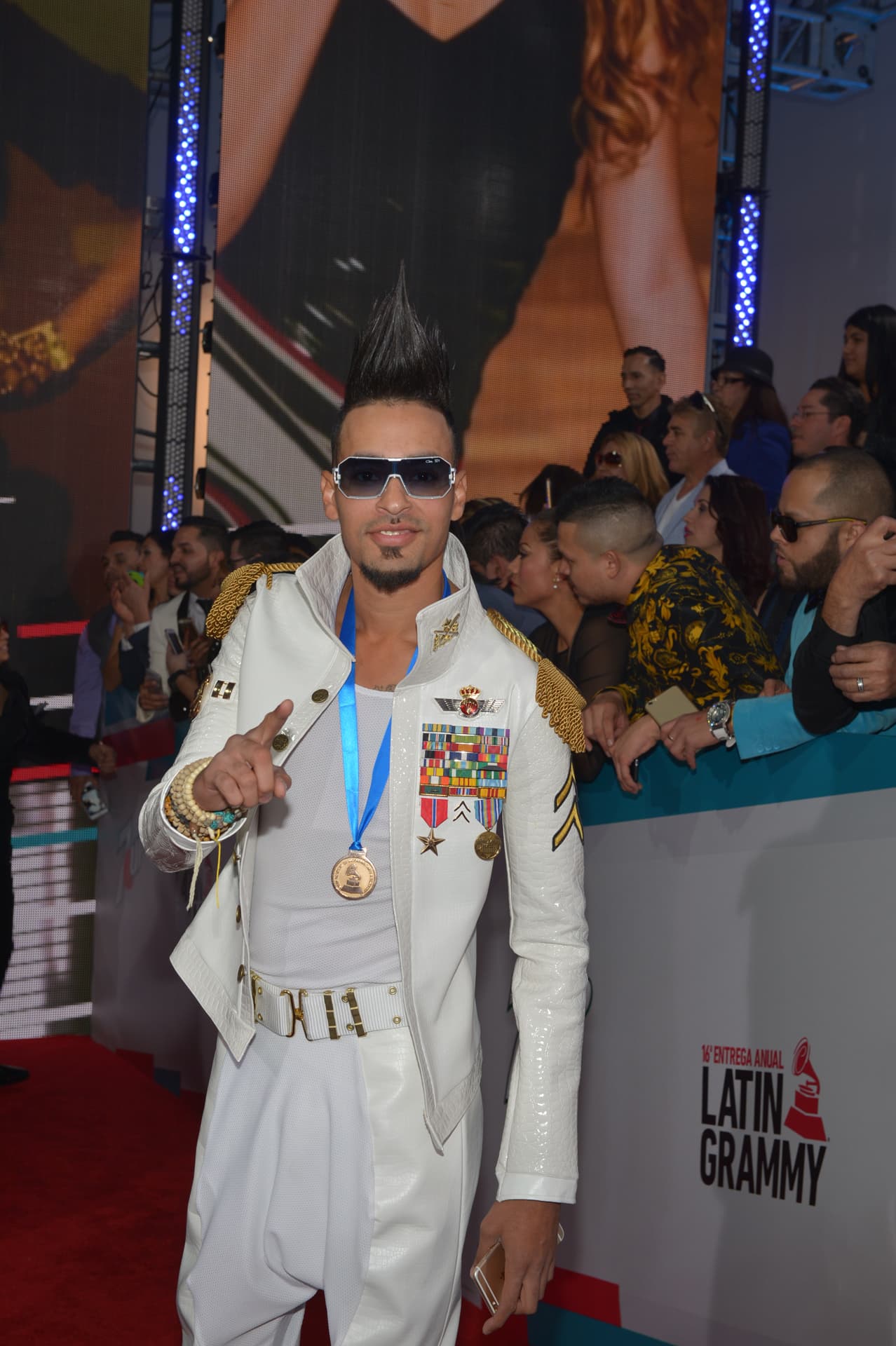 ¡Algo loco para lograr apantallar!