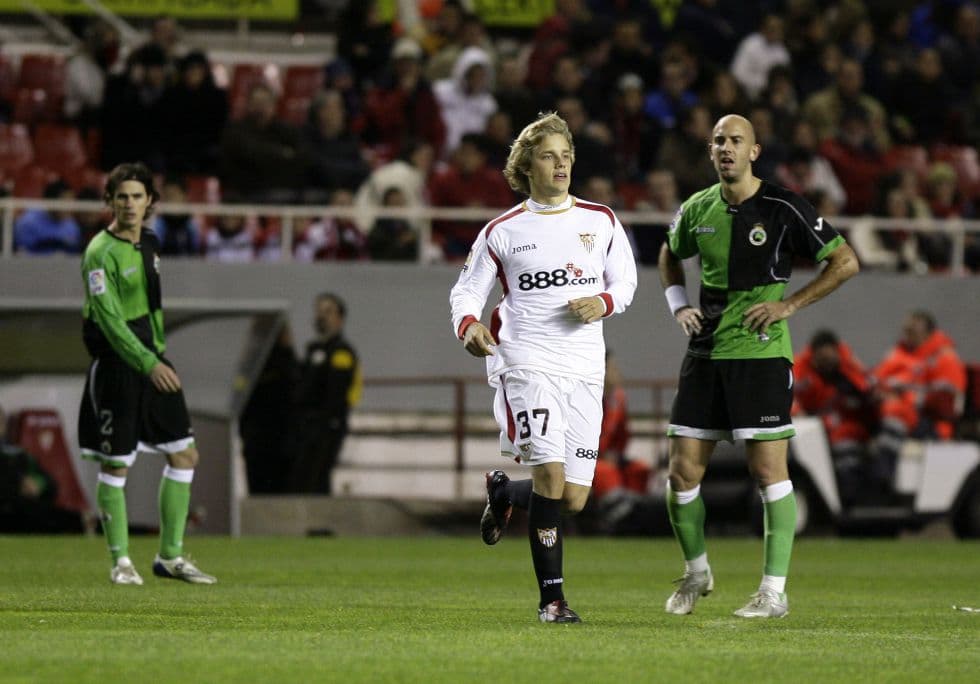 Tras jugar una temporada con el segundo equipo andaluz, decidió volver a casa por un motivo concreto: no se adaptó al sofocante calor de Sevilla.