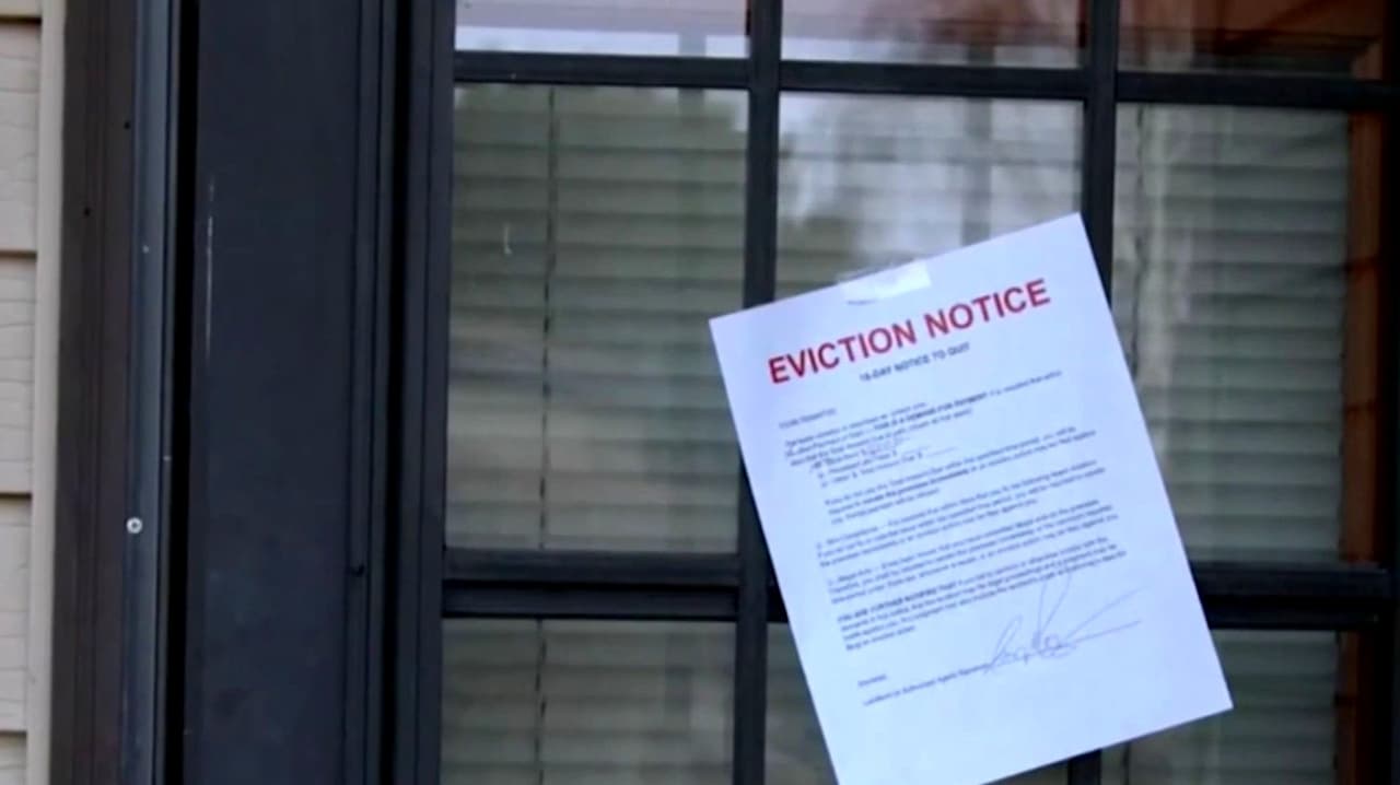 ¿Inquilinos son amenazados con ser reportados a ICE por disputas de renta o desalojo? Denuncian aumento de casos en NY