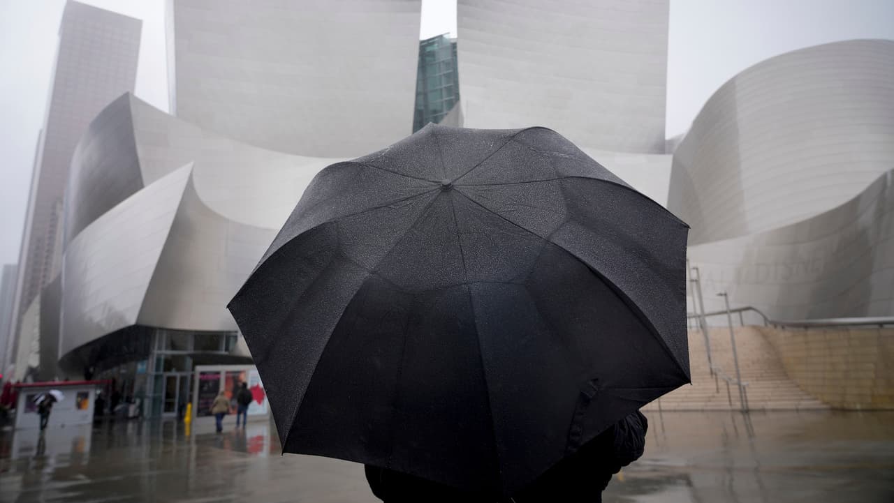 Alerta en el tiempo: Hay vigilancia por inundación en partes de los condados de Los Ángeles y Ventura