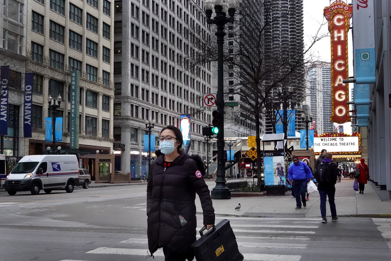 Illinois reporta más de 2,200 casos nuevos de coronavirus y 30 muertes adicionales
