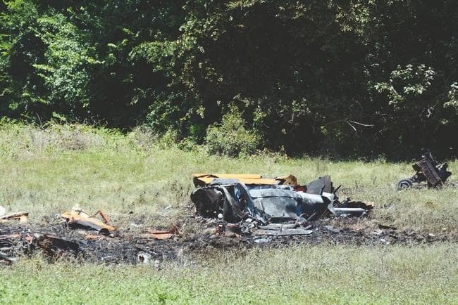 Mueren dos pilotos en Texas al estrellarse el helicóptero que estaban probando
