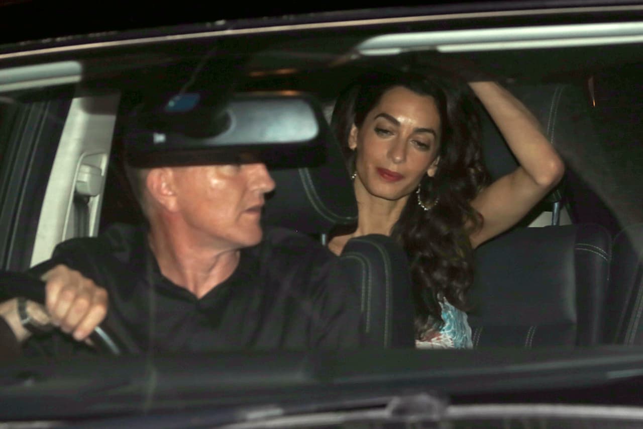 ¿Se le habrán pasado las copas a Amal?