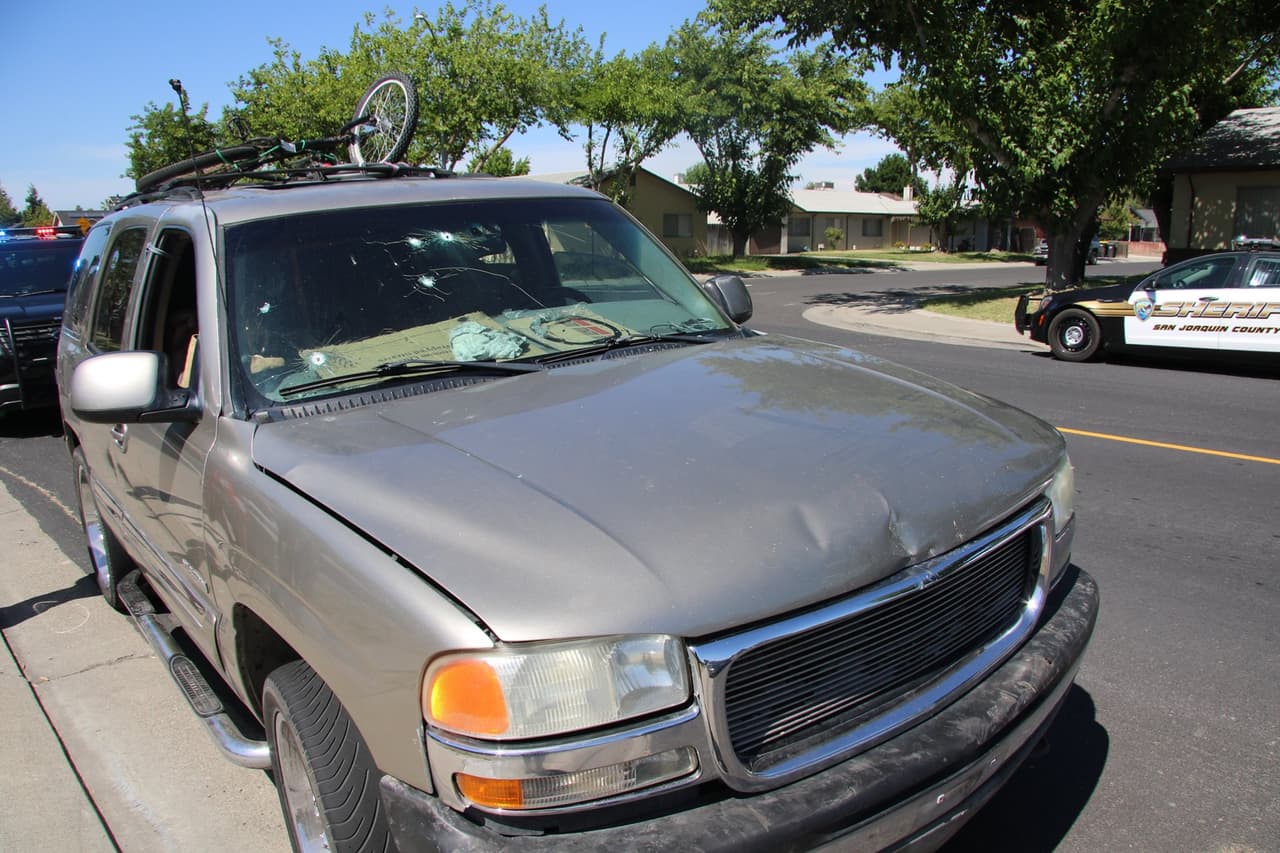 Guerrero enfrenta múltiples cargos relacionados con el uso de un arma, incluyendo tres cargos de intento de asesinato y tres cargos de asalto con un arma mortal.