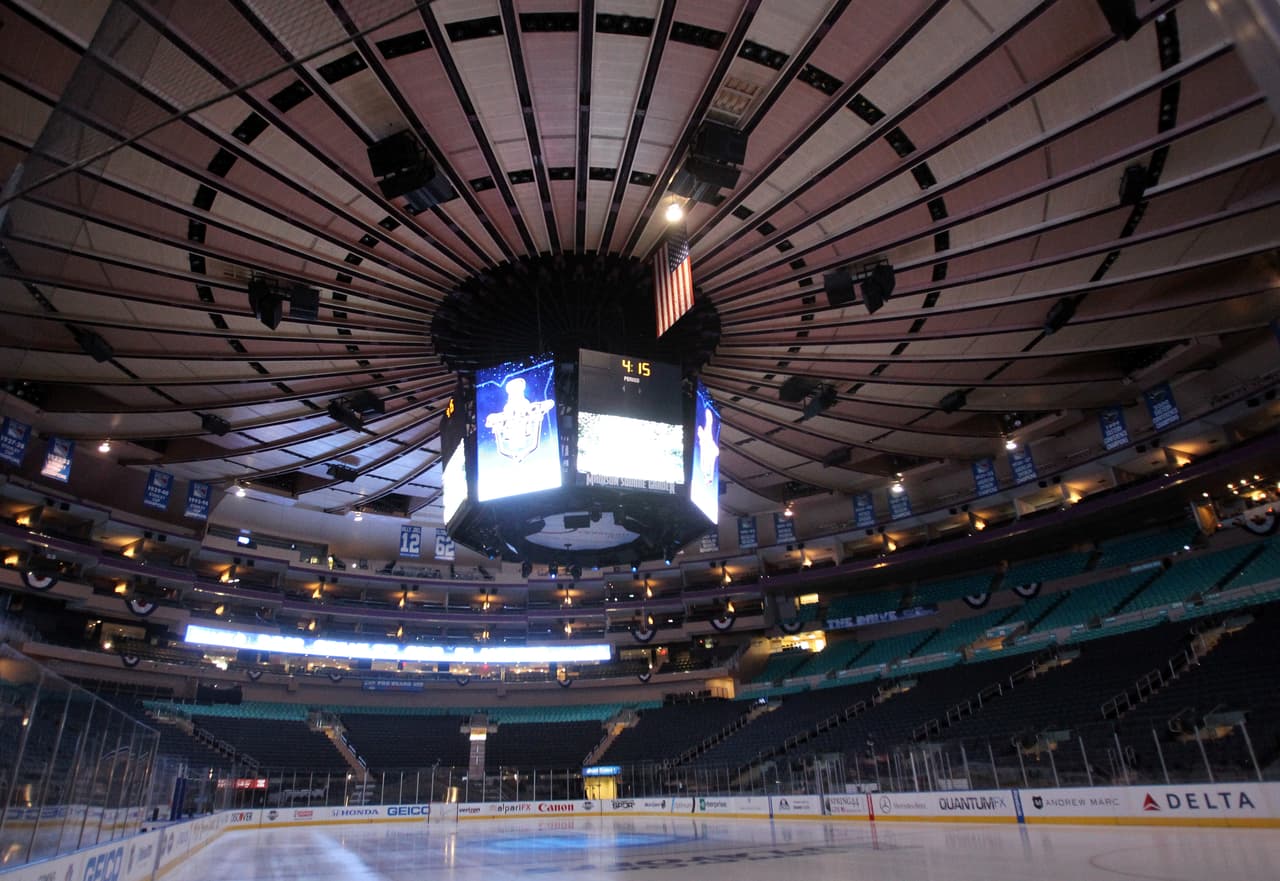 Casa de los Knicks en la NBA, de los Rangers en la NHL, lugar de combates de boxeo legendarios así como conciertos y otros eventos, el Madison Square Garden es 'la arena más famosa del mundo'.