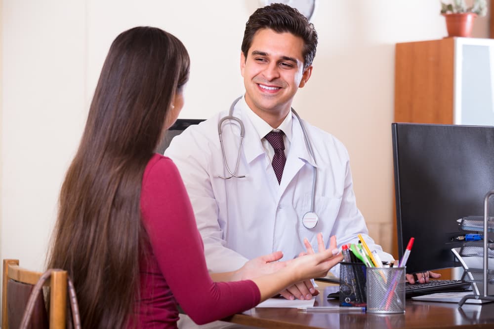 No hay nada que temer, lo que una vez pasó y terminó ahora es un capítulo olvidado. Atrás quedarán los momentos difíciles y ahora tu mente se puede concentrar en lo realmente importante y apartar lo accesorio y superficial. En el año del perro de tierra no descuides tus evaluaciones médicas. Aunque te sientas perfectamente, si en cierto mes te toca la consulta clínica y los análisis de rigor no los dejes pasar pues casi siempre una pequeña anormalidad detectada a tiempo es tratable.