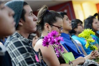 “Los errores más comunes de los dreamers son dar información incorrecta en la aplicación, como cuando no te diste cuenta de que pusiste una ‘s’ en lugar de una ‘z’, que pusiste un 9 por un 3, o la fecha, como se escribe en español en lugar del inglés”, comentó el abogado de inmigración, Raed González.