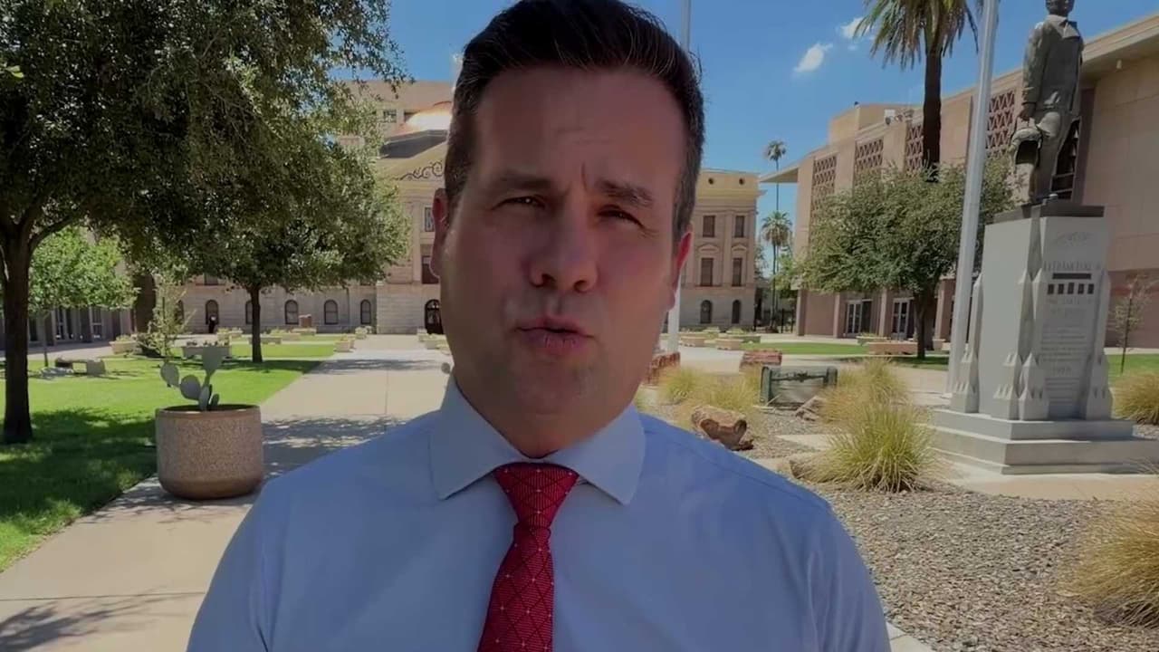 Primarias en Arizona perfilan duelo entre Warren Petersen y Kris Mayes