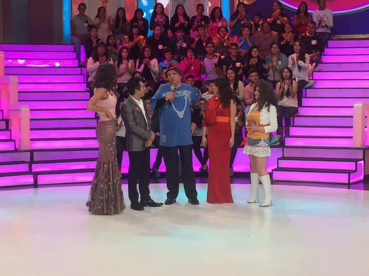 Mucha diversión se vivió este sábado en la fiesta de Sabadazo.