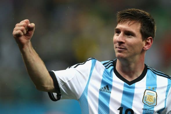 No cabe duda que Messi es de otro planeta, veremos que otras hazañas logra conseguir, que otros récords logra imponer o romper y con cuántas sorpresas nos maravillará a futuro.