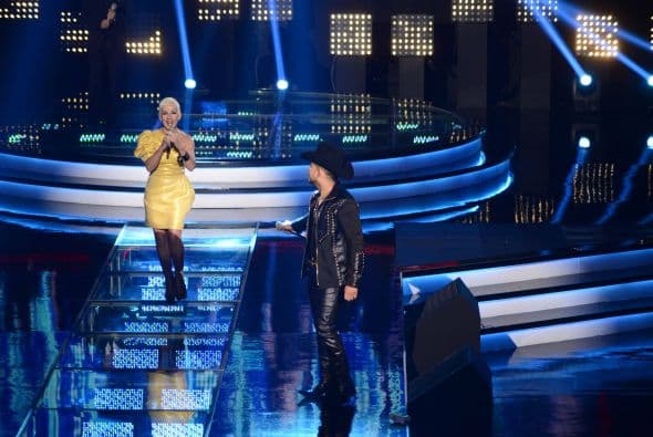 Cristian Castro y Espinoza Paz no pararon de ¿pelear?, los jueces fueron más duros, los capitanes se notaron un poco estresados, Gali lució súper sexy y una familia abandonó su sueño. Esto y más pasó en la segunda gala de Me Pongo De Pie.