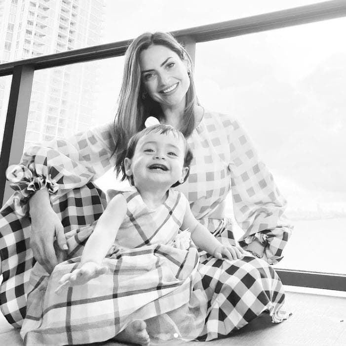 A dos de esos bebés que no pudieron llegar al mundo les pudo poner nombre: Lázaro y Roberta.
<br>