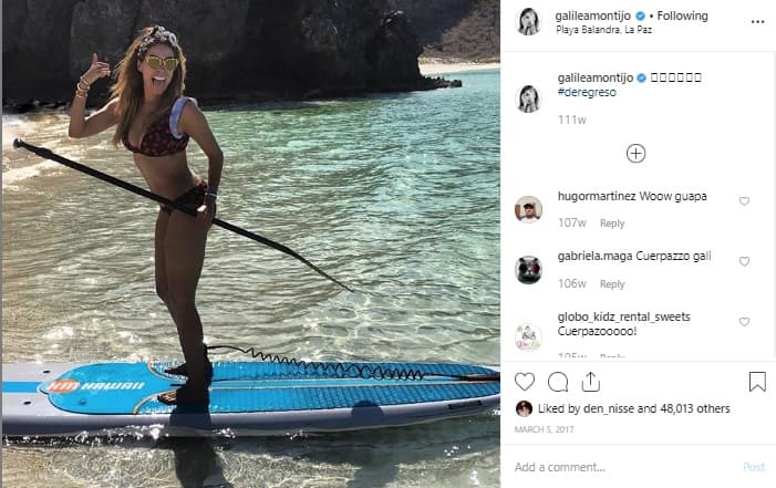 En aquella ocasión, la presentadora de 45 años aprovechó para practicar stand up paddle "el en paraíso", como ella misma lo describe.