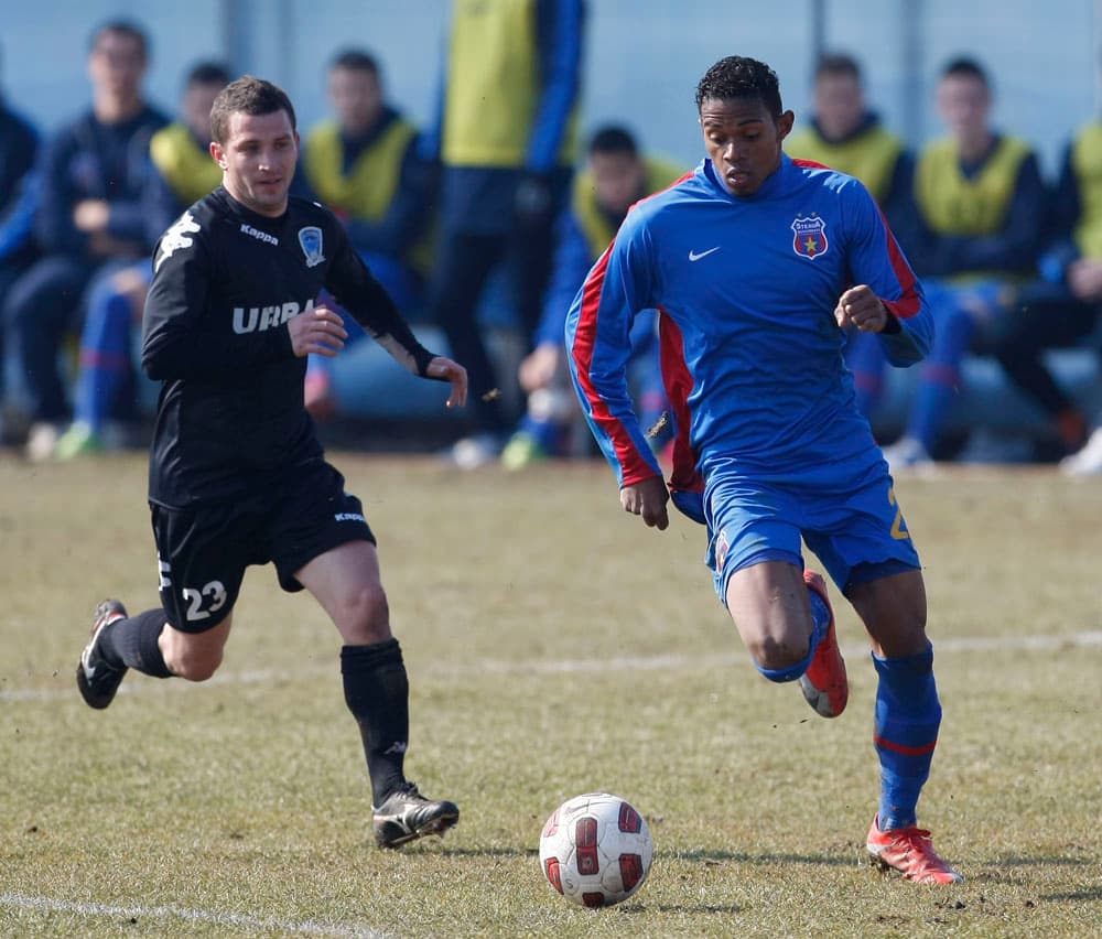 El delantero murió con 25 años tras jugar en el Atlético Mogi de Brasil, F.C. Volyn Lutsk, Steaua Bucarest y F.C. Zarya Lugansk.