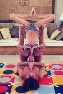 Carles Puyol nos muestra su destreza en los malabares