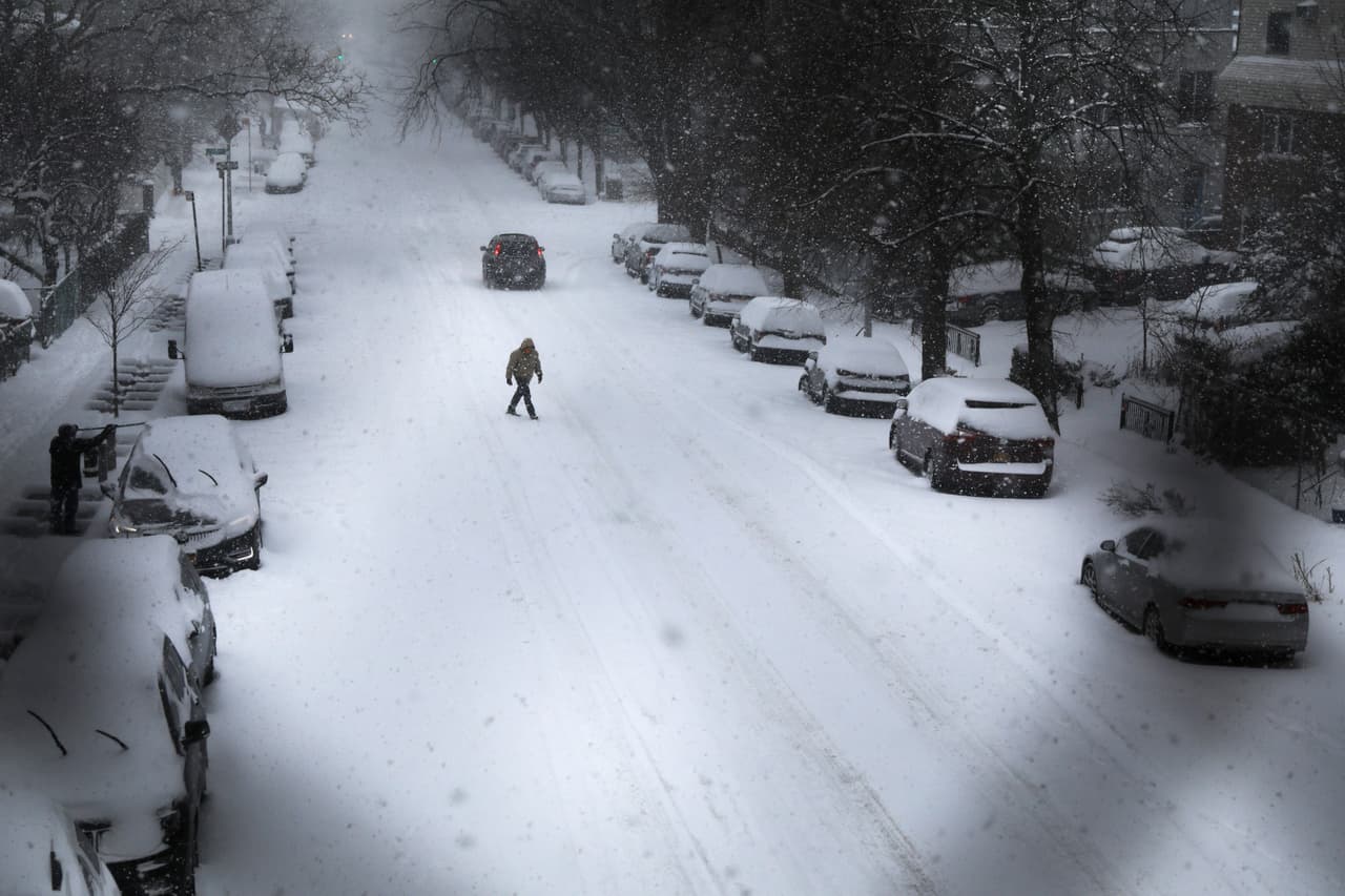 La poderosa tormenta invernal arroja toda su furia en el noreste de EEUU