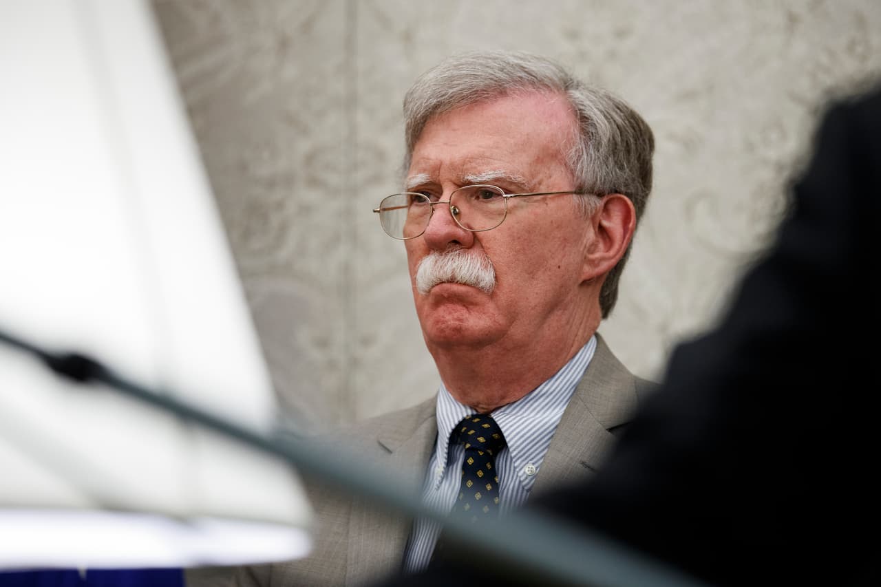 Trump dice que despidió a su asesor de Seguridad Nacional, pero Bolton asegura que dimitió
