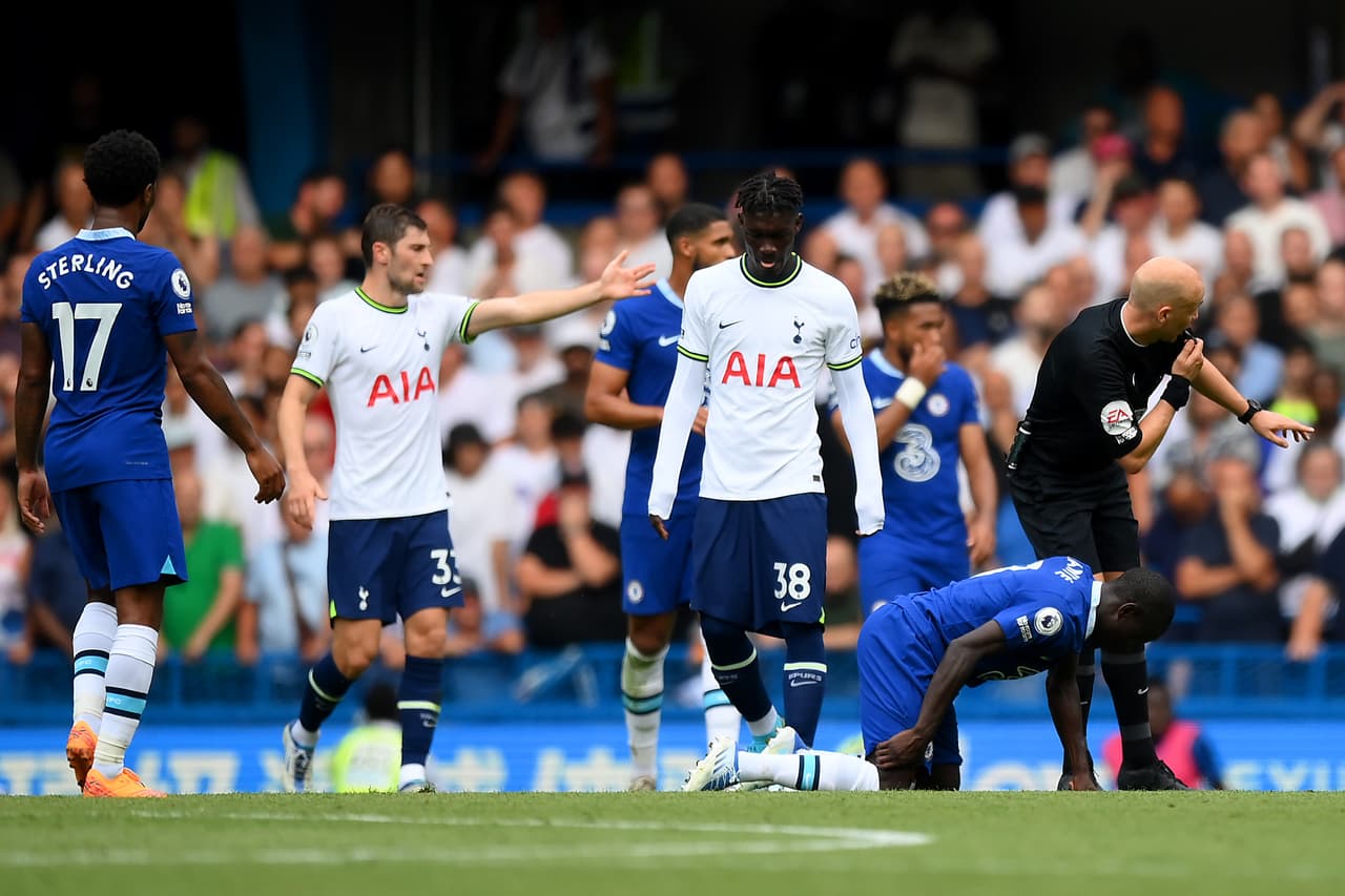 Los Blues y los Spurs dividieron puntos en el duelo de la Jornada 2 en la Premier League, que terminó con un conato de bronca.