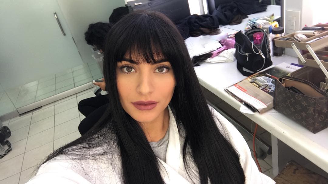 Así sorprendió 
<b><a href="http://www.univision.com/temas/ana-brenda-contreras">Ana Brenda</a></b> a sus fanáticos en su cuenta de Instagram. La actriz podría tener esta imagen para protagonizar la nueva telenovela del productor José Alberto Castro, 'El despacho'. ¿Te gusta este nuevo 'look'?