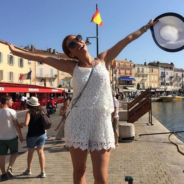 Así fue su llegada a Saint Tropez.