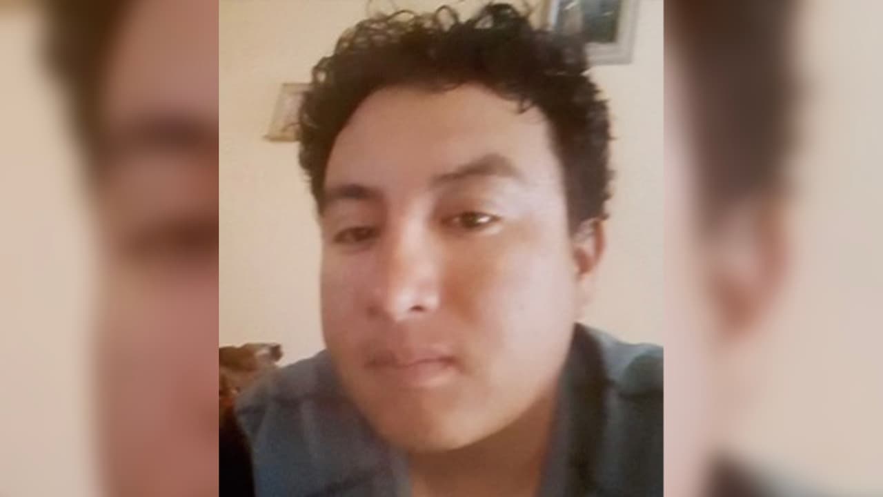 Wilman Jeovany Soto, de 29 años. Mide 5 pies 4 pulgadas, pesa 165 libras, tiene ojos cafés y cabello negro. Enfrenta cargos por indecencia por contacto sexual con un niño. Última ubicación conocida: Houston, Texas.