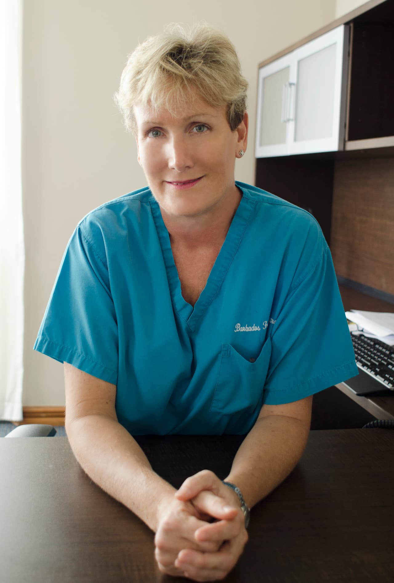 “Como madre, quería ayudar a otras parejas. Es un acto maravilloso y pude pagar mis deudas. Definitivamente lo recomiendo si estás sana”, aconsejó ella.